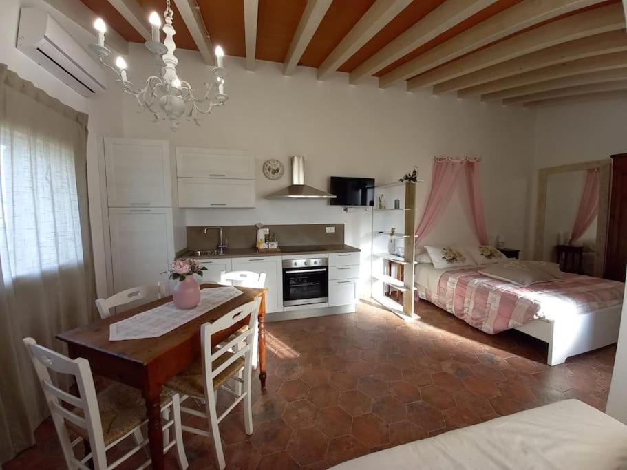 La Casina Di Campagna Tra Cecina E Bibbonaヴィラ エクステリア 写真